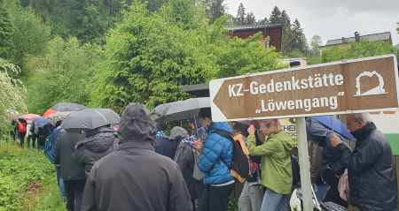 Memorial walk at the 'Löwengang' (Lions’ Gate)