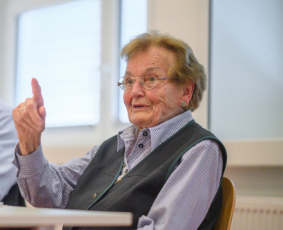 Zeitzeugin Anni Steininger beim Erzählcafé © Wolfgang Simlinger